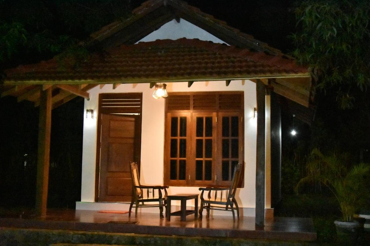 Silent Cabana And Restaurant Marakolliya, Tangalle Eksteriør bilde