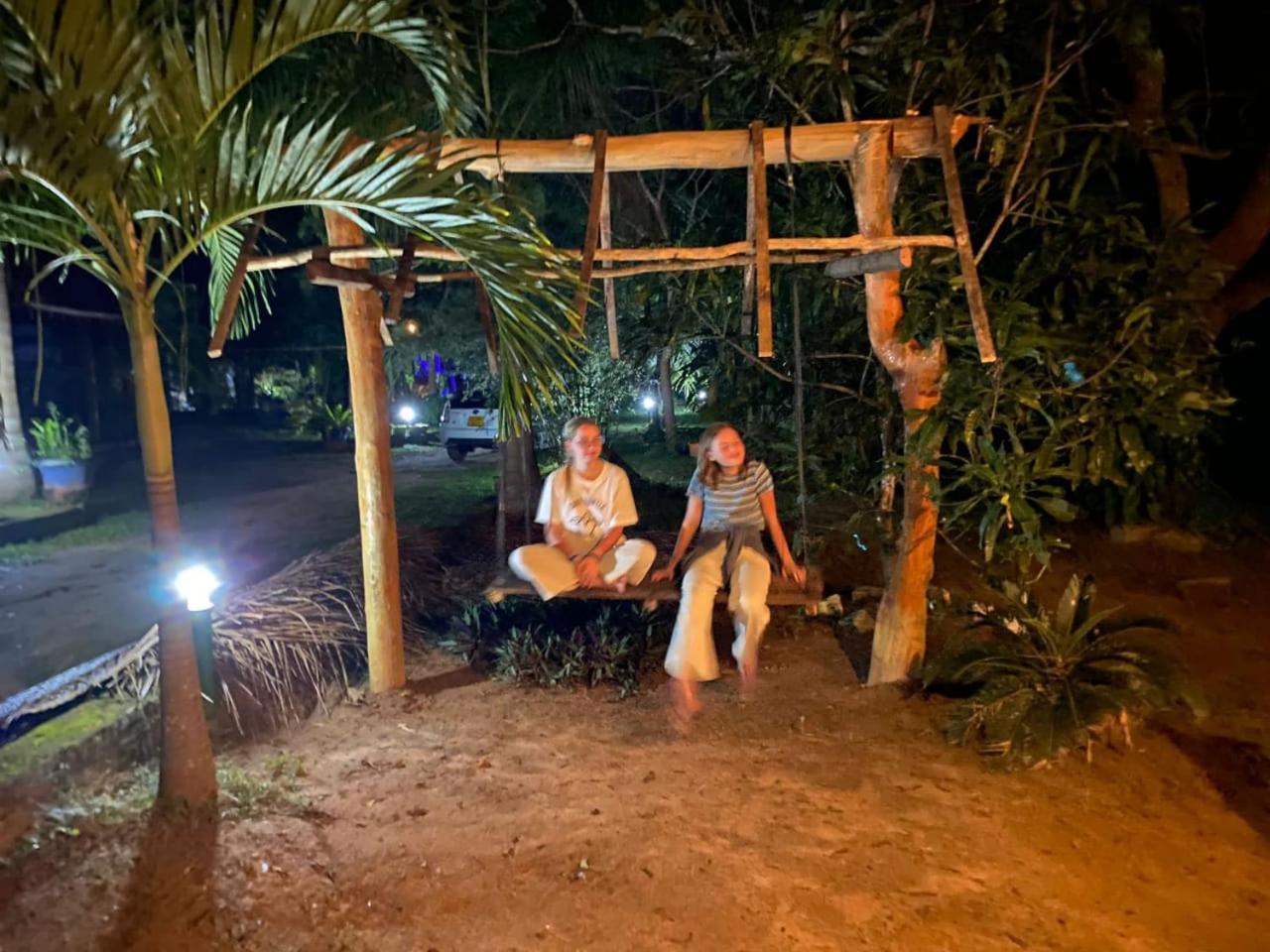 Silent Cabana And Restaurant Marakolliya, Tangalle Eksteriør bilde